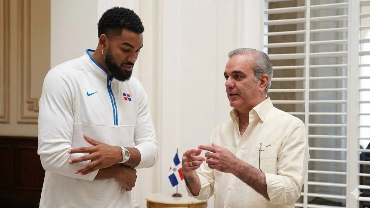 Presidente Abinader felicita a Karl-Anthony Towns tras conquistar campeonato de la NBA