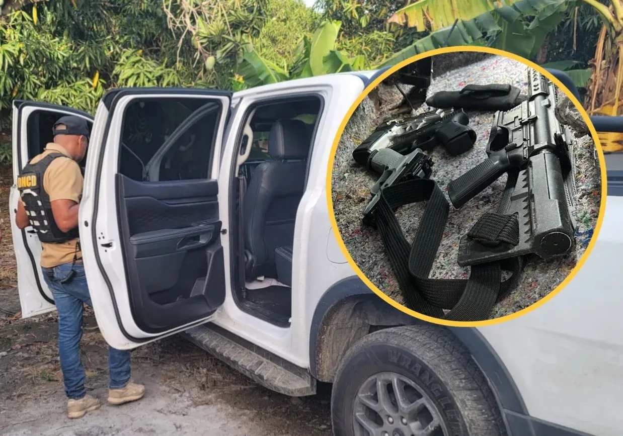 Capturan tres hombres vinculados a red de narcotráfico; ocupan fusil, cuatro pistolas y un revólver