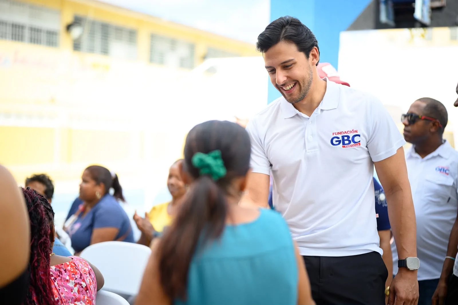 Raymond Rodríguez y Fundación GBC desbordan de esperanza a Cristo Rey con un gigantesco operativo médico que impacta a más de 300 personas