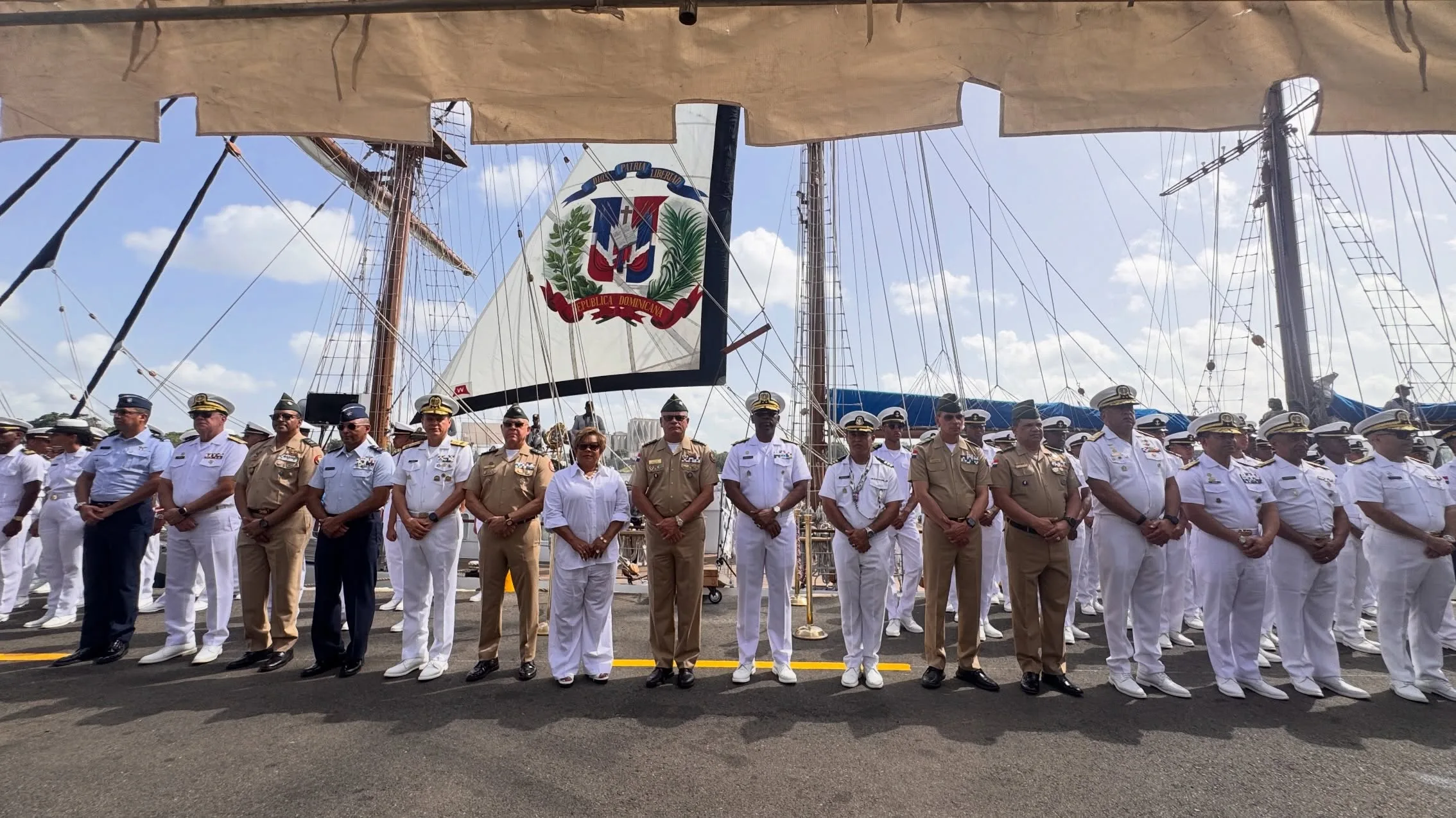 Armada Dominicana despide Crucero Internacional «Hermandad de los Mares Verano 2026» rumbo a Estados Unidos