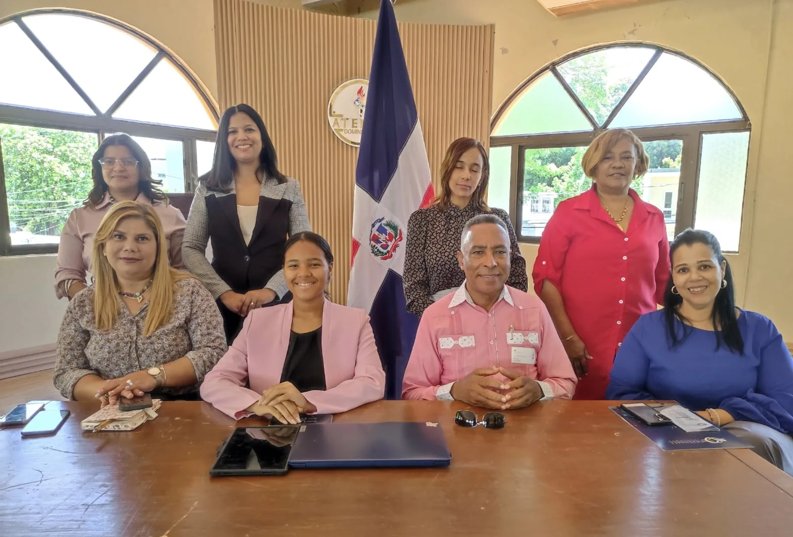 Voluntariado Interinstitucional presenta proyecto nacional para la celebración social de los 15 años de estudiantes meritorias de las 32 provincias del país