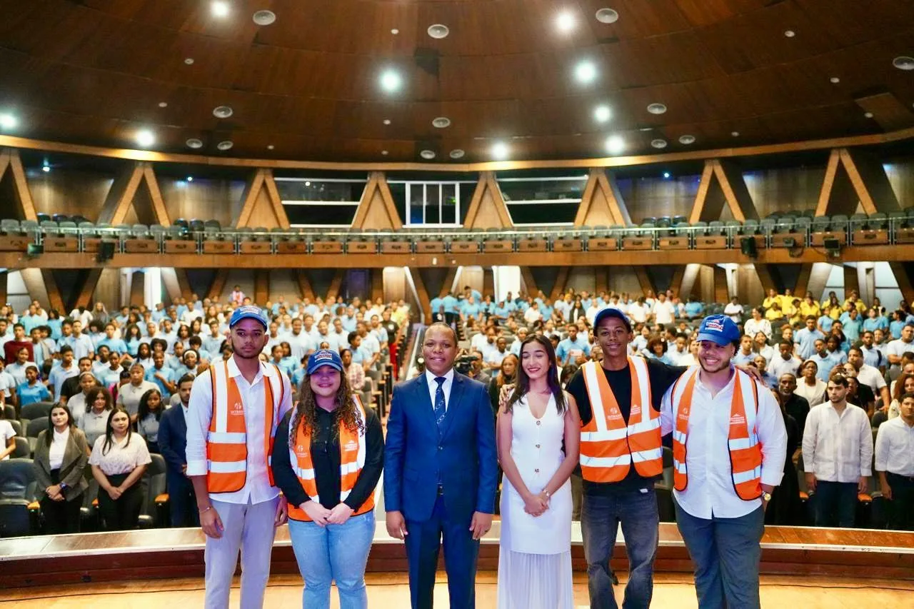 “Guardianes del Tránsito”: la iniciativa de Milton Morrison que lleva la educación vial a las aulas