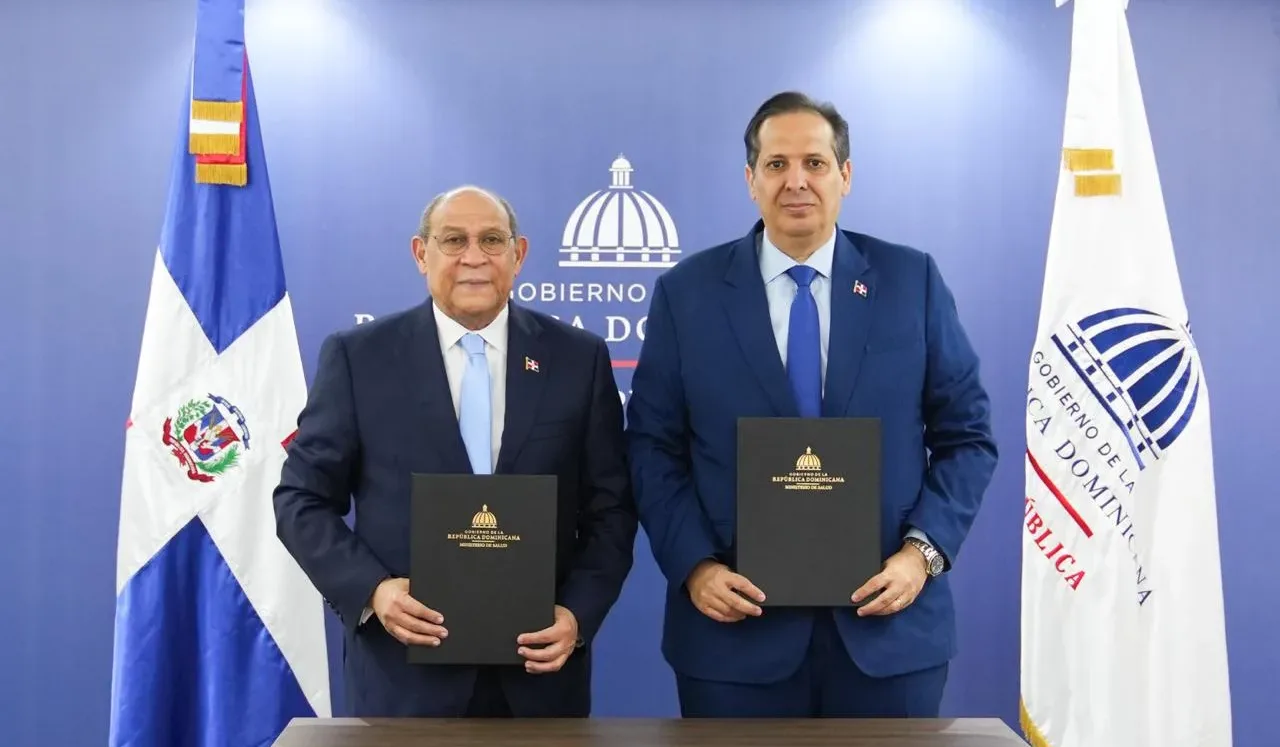 Ministerios de Salud y MESCyT establecen criterios para certificación de títulos académicos de extranjeros en áreas salud
