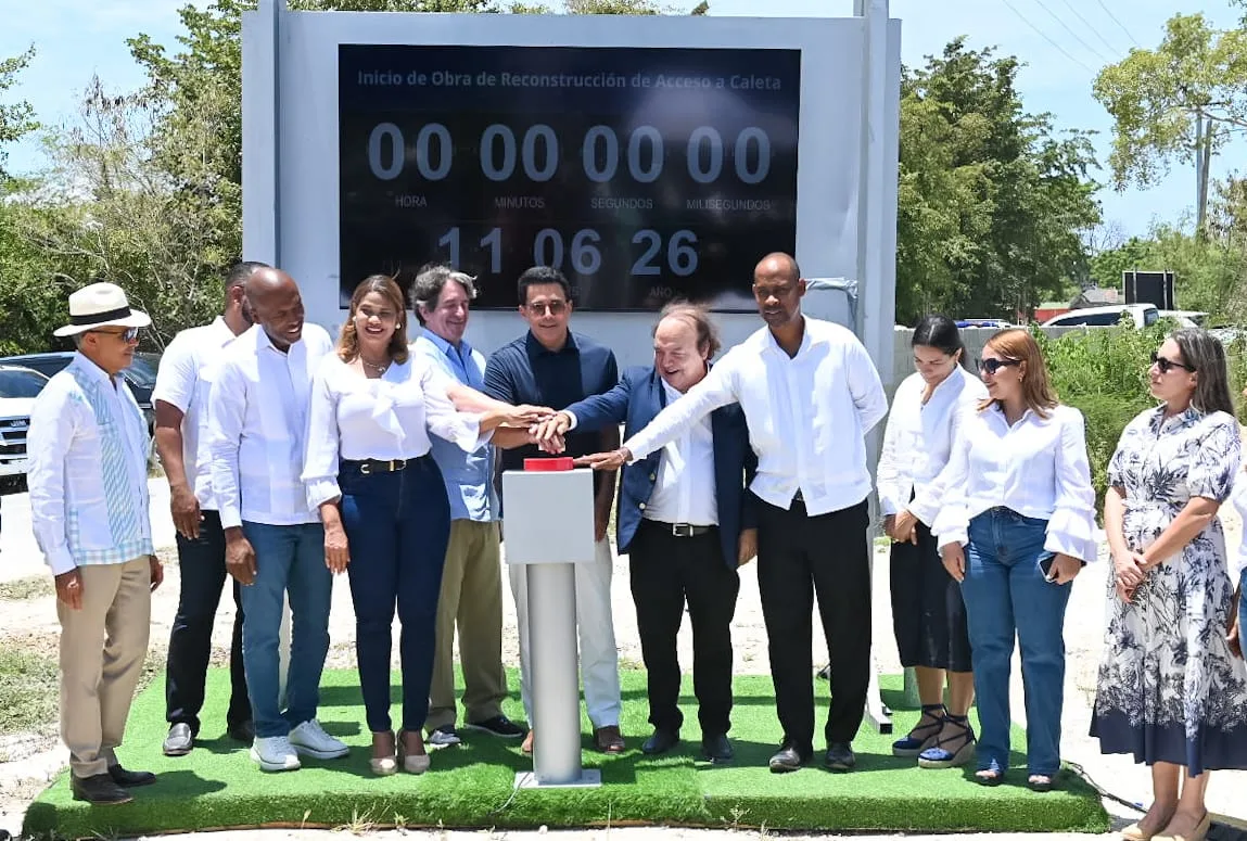 David Collado deja iniciada obra en La Romana para impulsar el turismo en Caleta