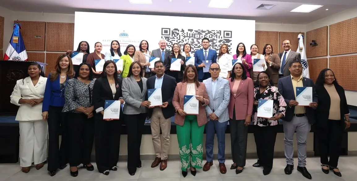 Ministerio de la Mujer promueve legislación con igualdad en Congreso Nacional