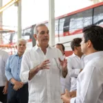 Presidente Abinader supervisa avances del Monorriel de Santiago; obra civil estaría completada en agosto y las pruebas dinámicas de movimiento de trenes se realizarían en último trimestre del año