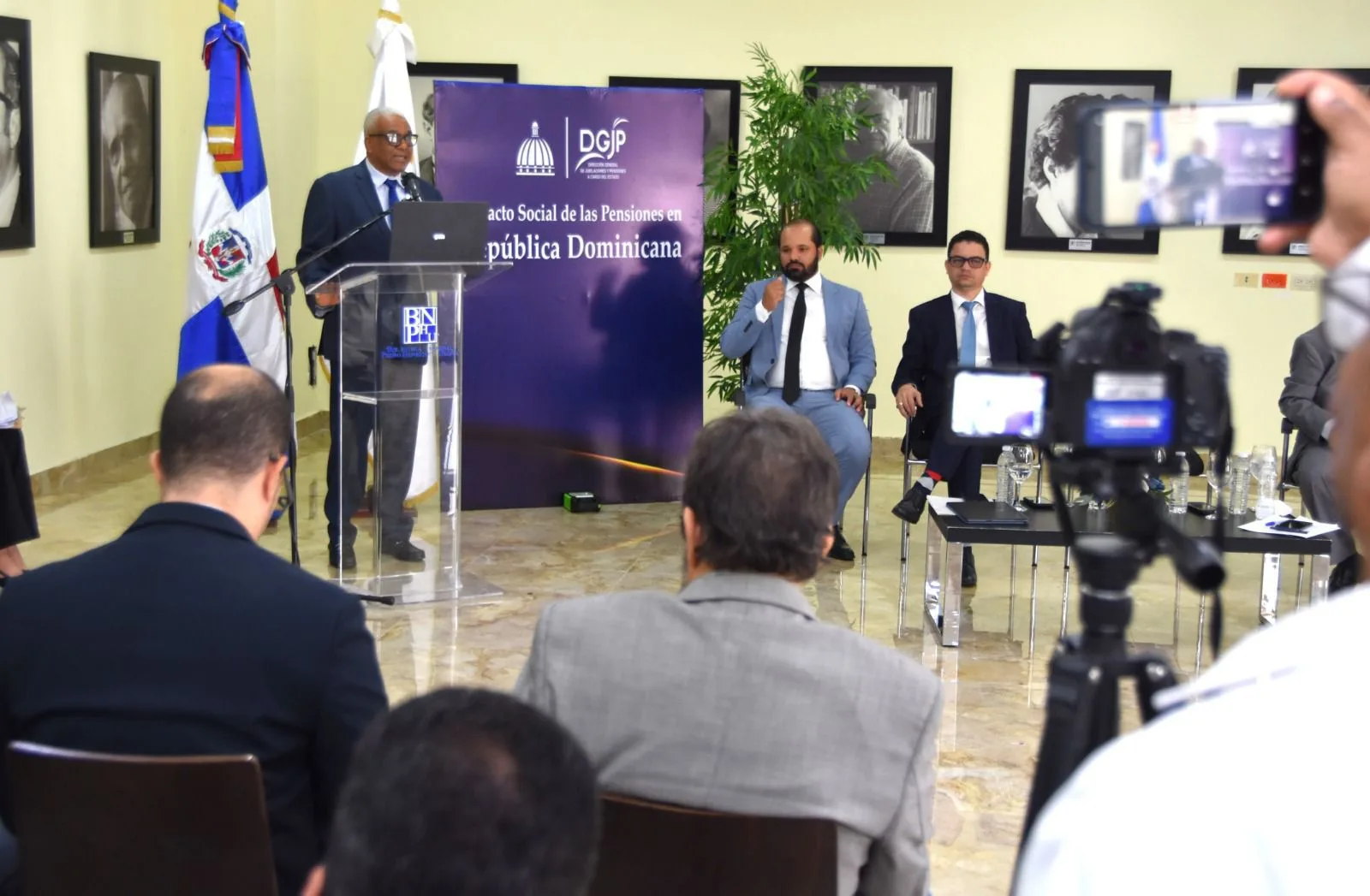 Pensiones avanza como herramienta de dignidad y justicia social con el Foro Impacto Social de la Pensiones en RD