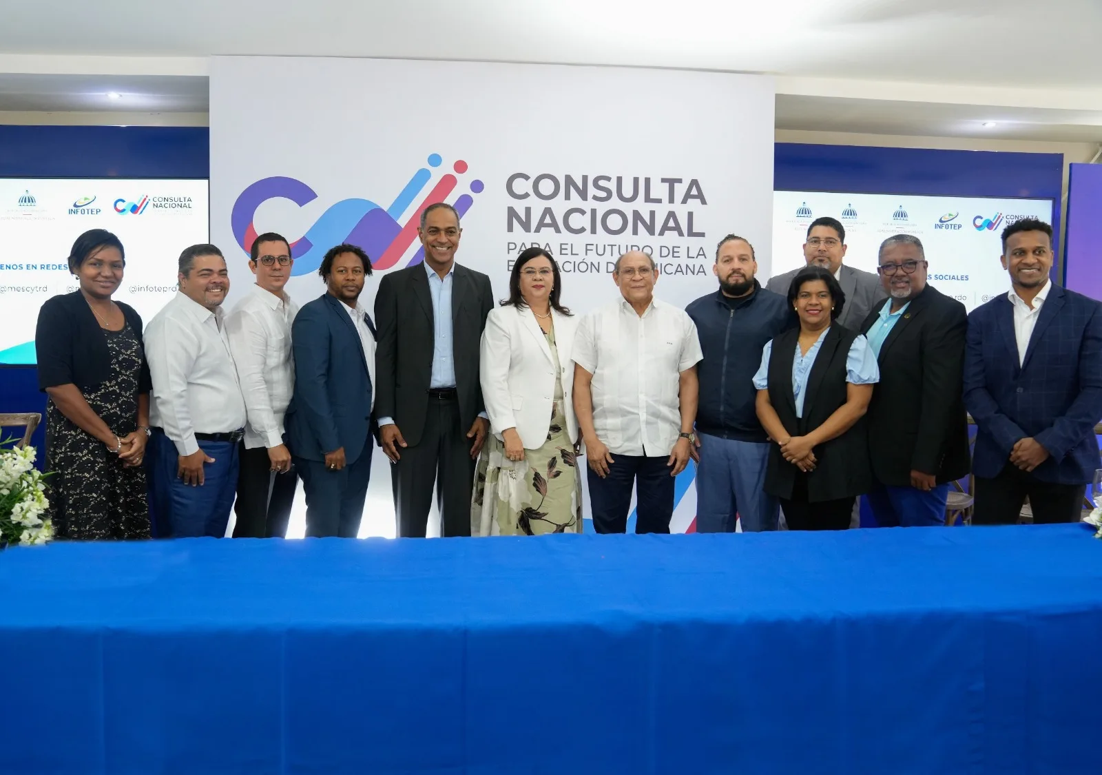 Medios digitales conocen ejes que impulsan la transformación educativa en República Dominicana