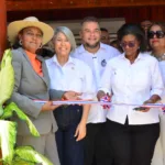 Hecmilio Galván inaugura restaurante de pescadores Tilamiches en Dajabón