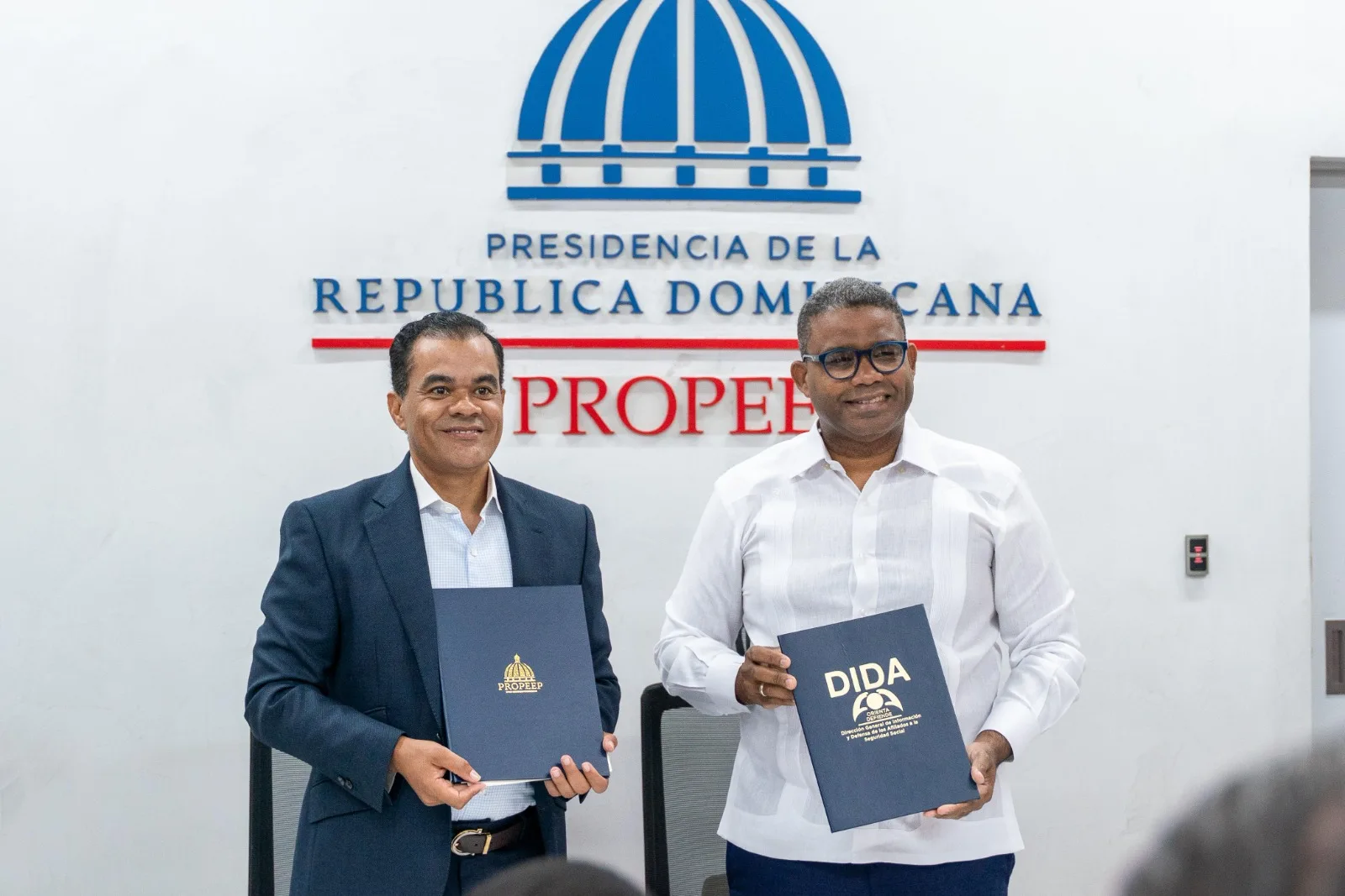 PROPEEP y DIDA firman acuerdo para fortalecer orientación y defensa de los derechos de los afiliados a la Seguridad Social