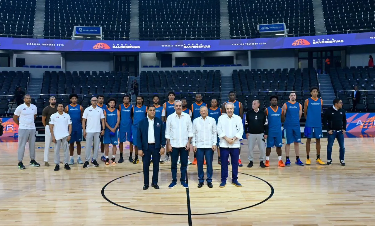 Presidente Abinader inaugura la remodelada Arena Banreservas Virgilio Travieso Soto