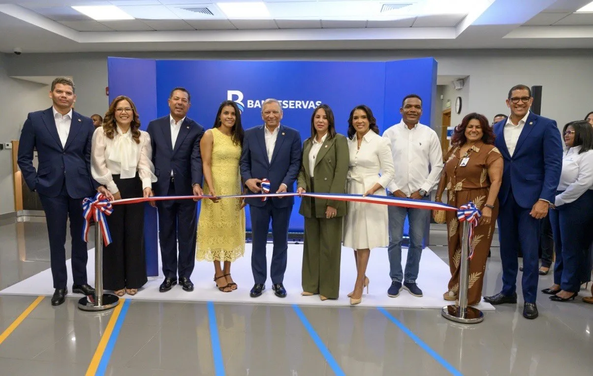 Banreservas inaugura oficina de negocios en Plaza Paseo 27 de Santo Domingo Oeste