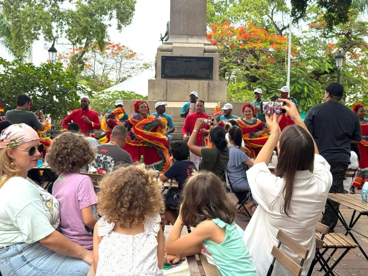 El Ministerio de Turismo y el Clúster Turístico de Santo Domingo inician «TURIZONEANDO Verano 2026»