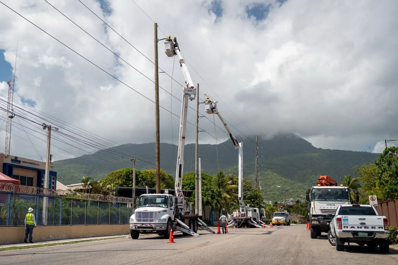 ETED alcanza 95 % de avance en estructuras del proyecto de reconducción de línea en Puerto Plata y ejecutará este sábado la tercera etapa