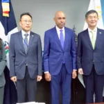 Embajador de Corea en el país y juez visitan a Blaurio Alcántara