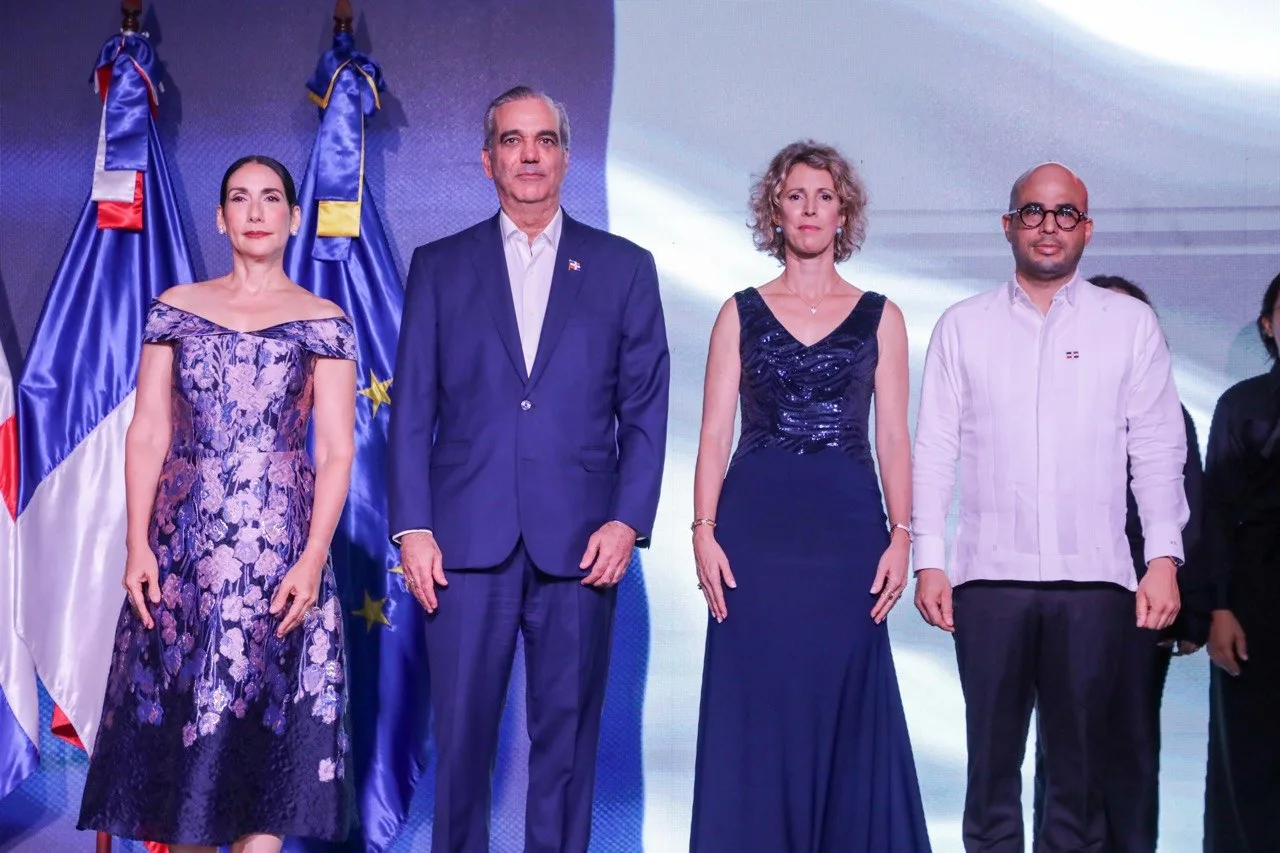 Presidente Abinader y primera dama participan en la celebración de la Fiesta Nacional de Francia y reafirman sólida relación bilateral