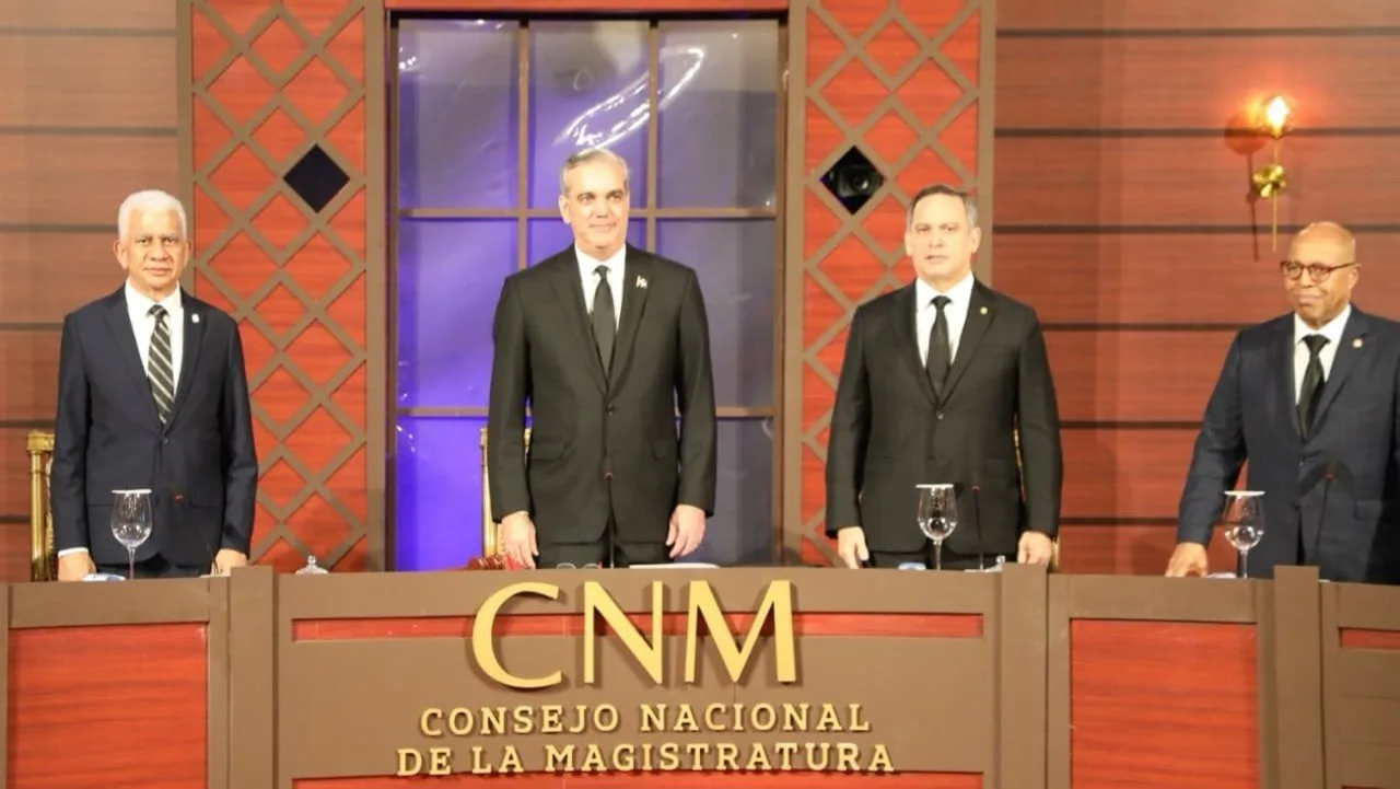 Presidente Abinader convoca al Consejo Nacional de la Magistratura para este lunes