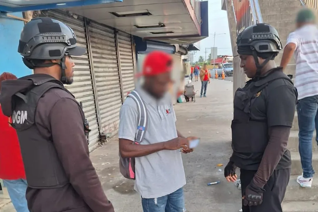 La Vega, Pedernales y Elías Piña concentran 368 detenidos durante operativo nacional de interdicción migratoria; DGM deporta 1,042 extranjeros