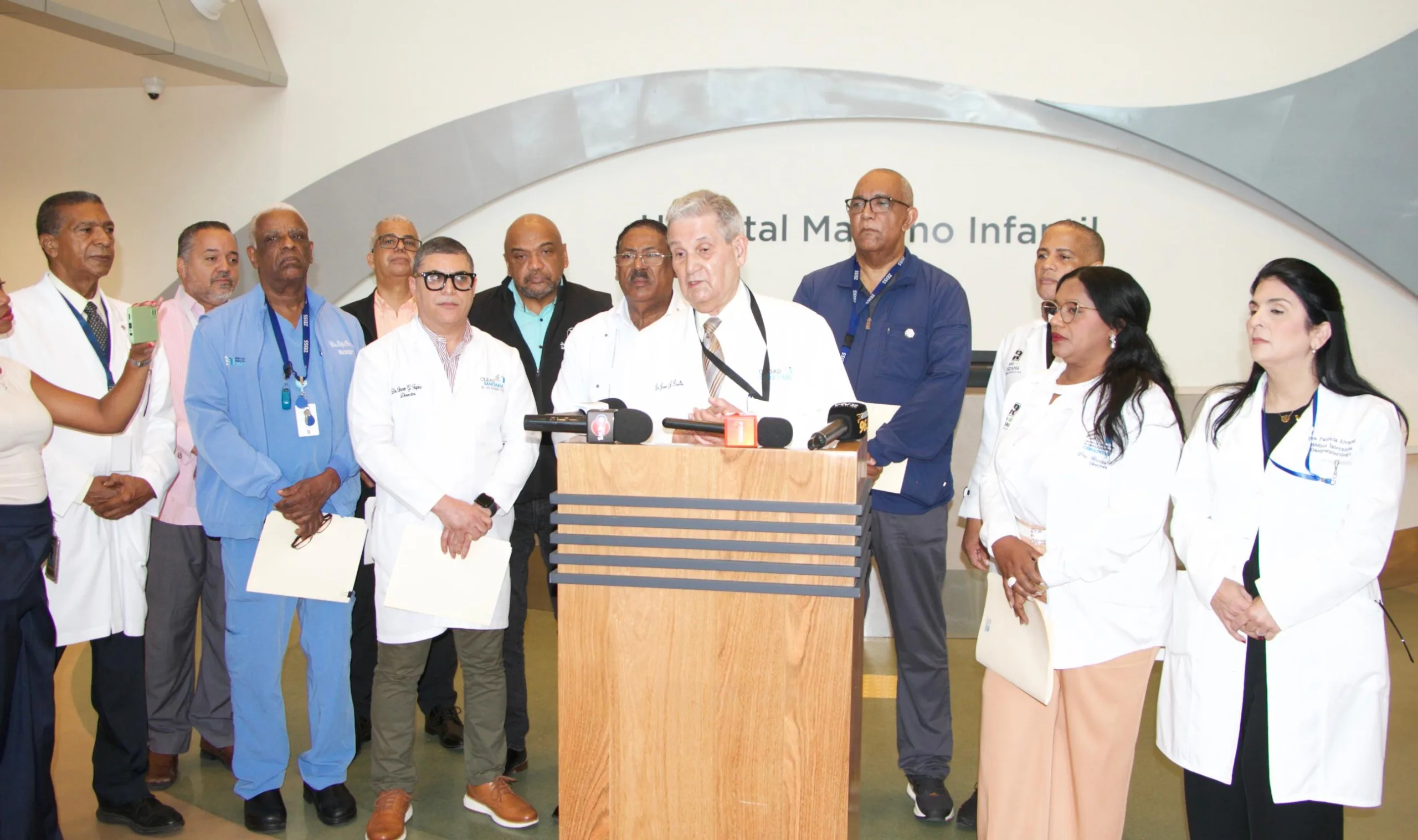 Hospitales de Ciudad Sanitaria Dr. Luis Eduardo Aybar mantienen deuda cero pese a alto flujo de pacientes