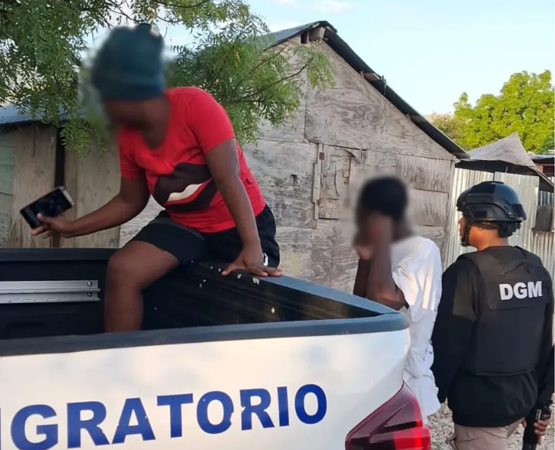 En Santo Domingo, San José de las Matas y La Altagracia detienen 271 de 1,040 indocumentados en operativos migratorios nivel nacional