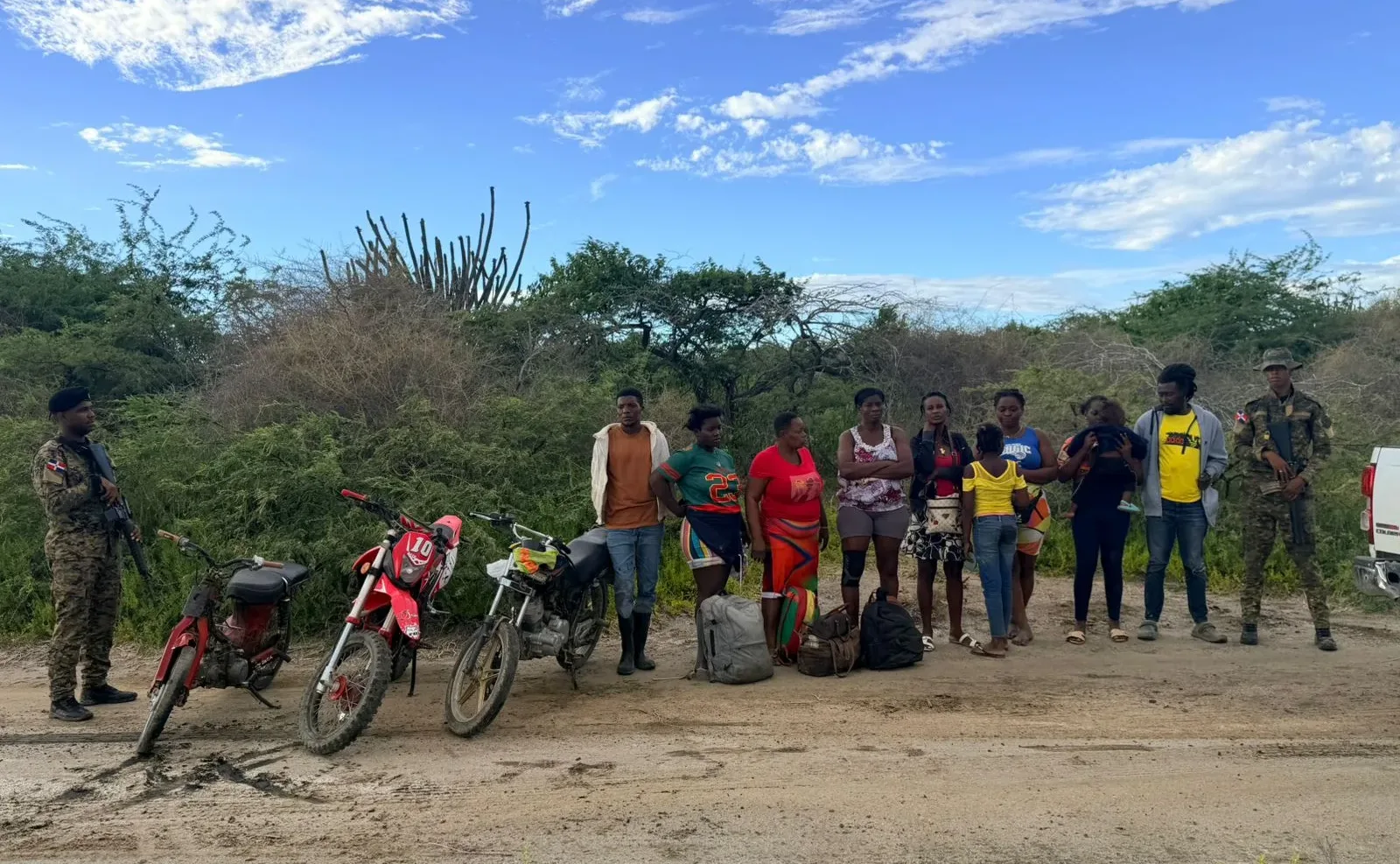En operativo en manglares de Montecristi soldados del Ejército frustran tráfico de indocumentados