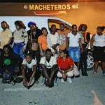 Soldados del ERD interceptan dos vehículos utilizados para transportar migrantes irregulares en Valverde