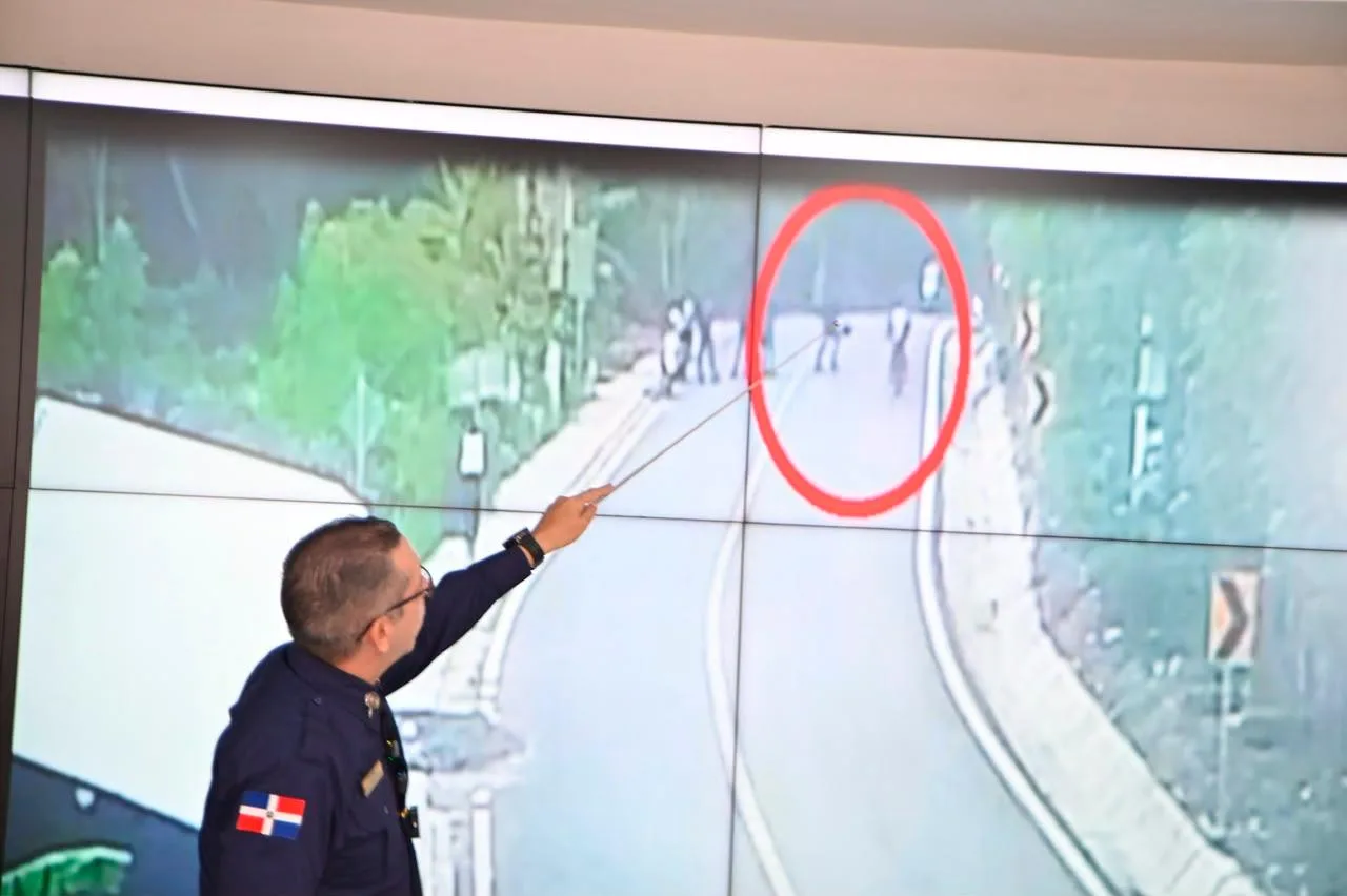 Policía Nacional aclara videos no muestran contacto de agente con joven fallecido en accidente de tránsito en El Seibo