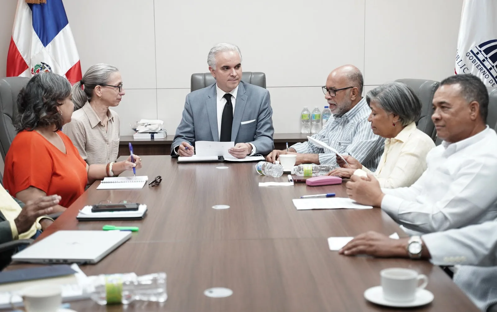 Ministerio de Educación y ADP definen los próximos pasos para concluir la Evaluación de Desempeño Docente (EDD)