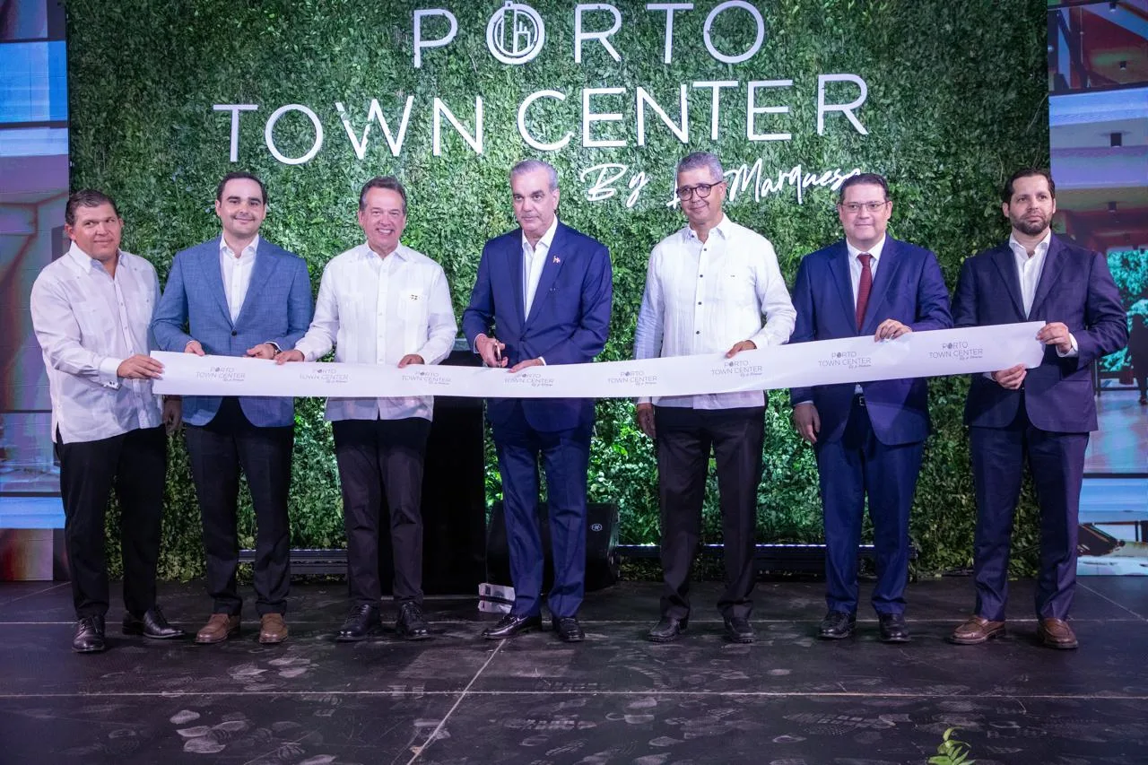 Las buenas políticas gubernamentales del presidente Abinader impulsan la apertura del centro comercial Porto Town Center by La Marquesa en Arroyo Hondo