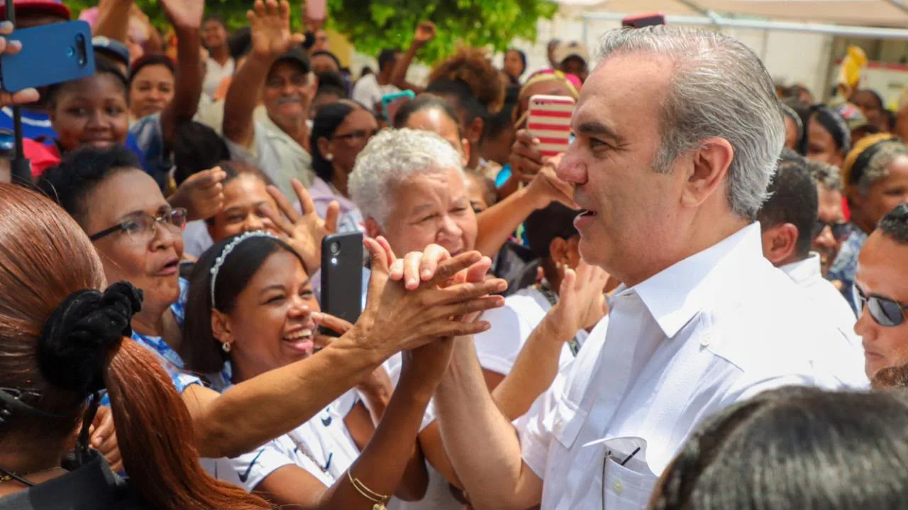 Presidente Abinader entregará títulos de propiedad e inaugurará un hospital y un Centro de Iniciación Deportiva (CIDE) este sábado en el Gran Santo Domingo