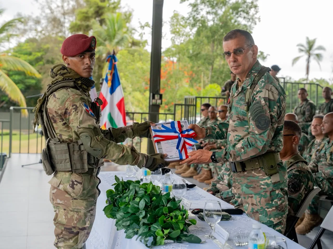 Comandante del Ejército encabeza graduación de 503 soldados en cursos tácticos especializados