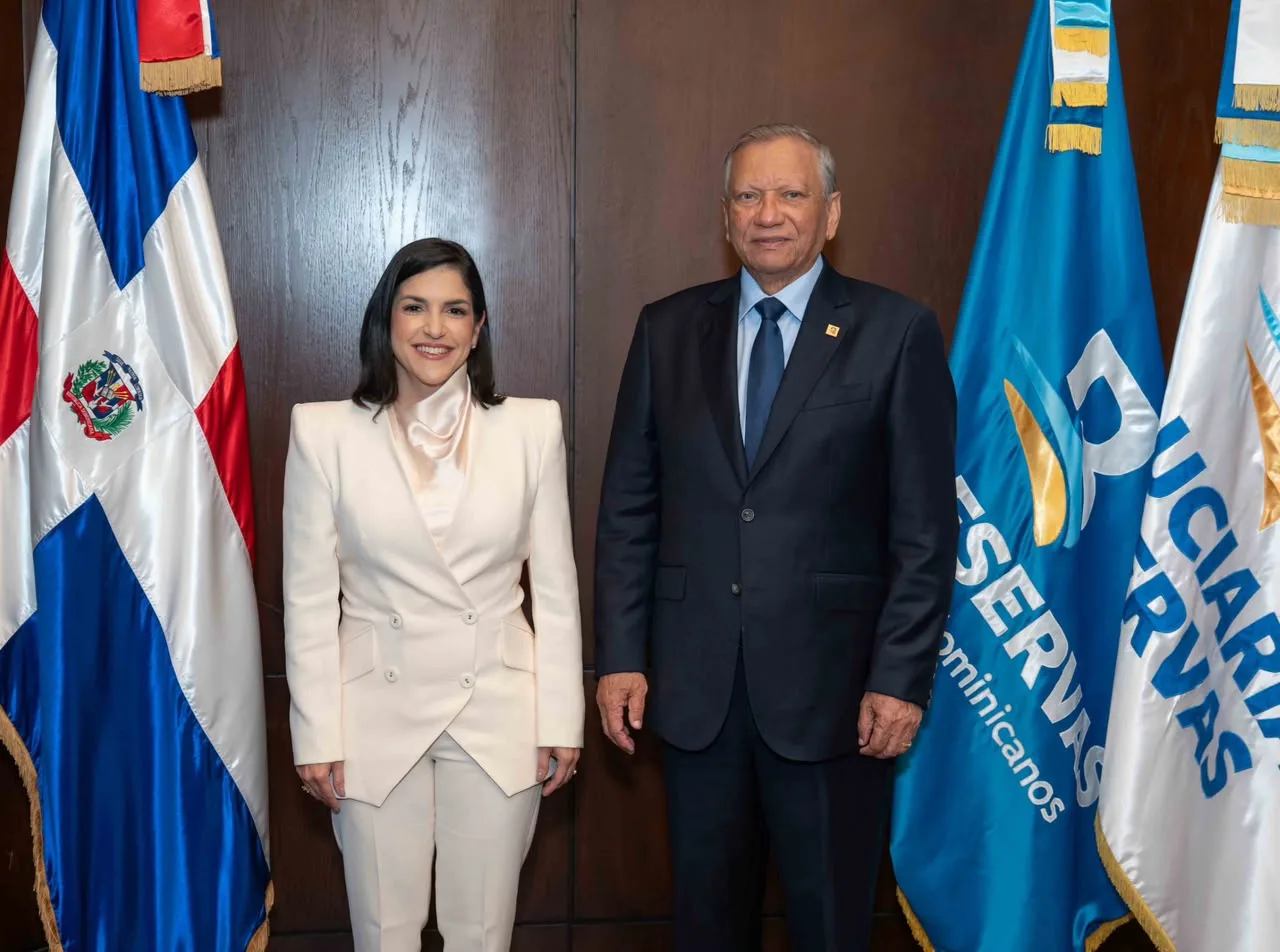 Designan a Angelina Biviana Riveiro como vicepresidenta ejecutiva de Fiduciaria Reservas