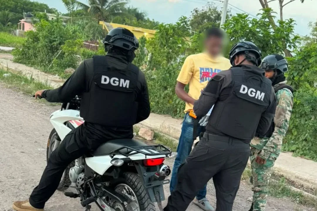 DGM deporta 800 indocumentados este martes; detienen salvadoreño en Baní