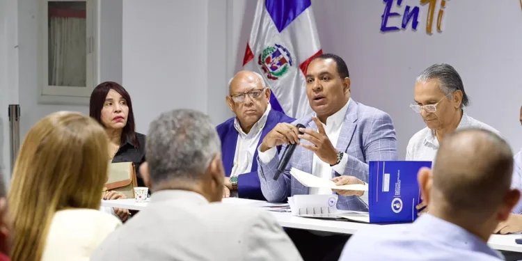 El PRM ratifica a Edgar Batista en Comisión Nacional de Elecciones Internas
