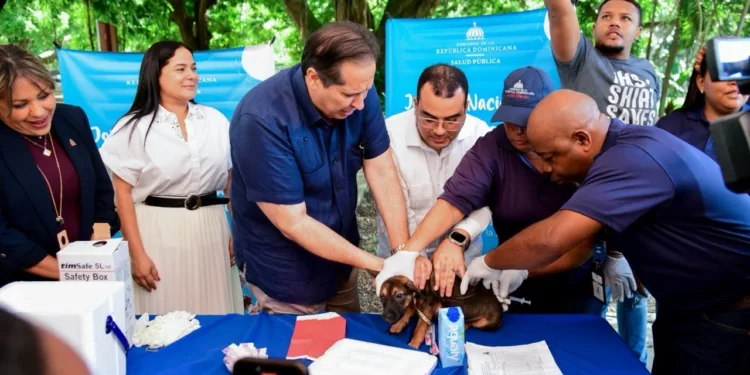 Ministerio de Salud realizará jornada de vacunación para perros y gatos este viernes 21 en Ciudad Juan Bosch