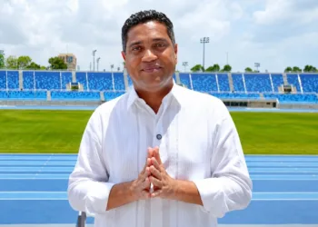 Ministro Kelvin Cruz aclara acceso al Estadio Olímpico Félix Sánchez para atletas de alto rendimiento
