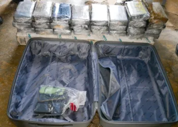 Desmantelan red de narcotráfico en San Pedro de Macorís y ocupan 26 paquetes de presunta cocaína