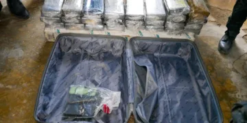 Desmantelan red de narcotráfico en San Pedro de Macorís y ocupan 26 paquetes de presunta cocaína