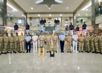 MIDE recibe y condecora a campeones de Fuerza Comando Paraguay 2026 tras histórico primer lugar