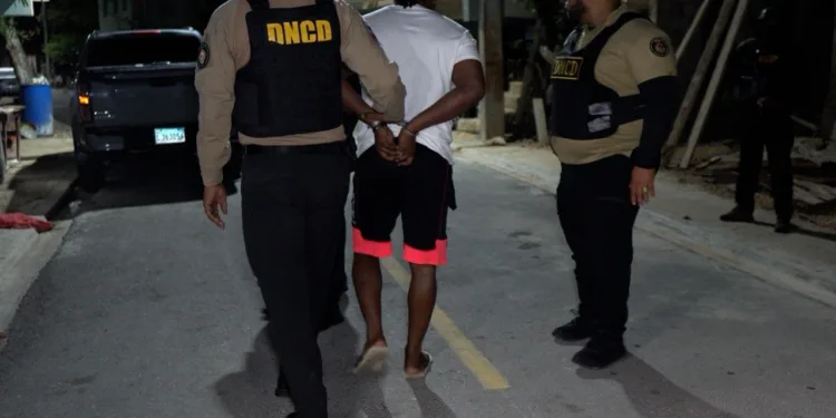 Ministerio Público y DNCD desarticulan red de narcotráfico en Operación LGTCA
