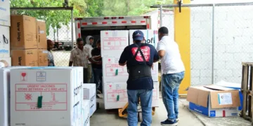 Ministerio de Salud recibe más de 300 mil dosis de vacuna hexavalente y 50 mil tetravalente acelular para fortalecer el esquema nacional de inmunización