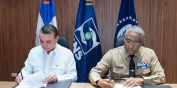 SNS y Armada Dominicana fortalecen cooperación para ampliar y mejorar servicios de salud a militares, sus familias y la comunidad