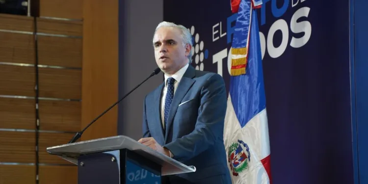 Luis Miguel De Camps instruye aumento de psicólogos y orientadores en escuelas públicas