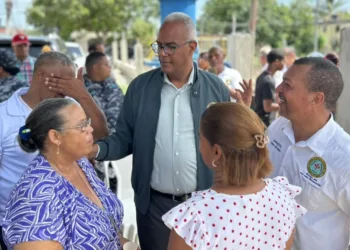 Presidente de la Hermandad de Veteranos supervisa operativo médico en San Isidro