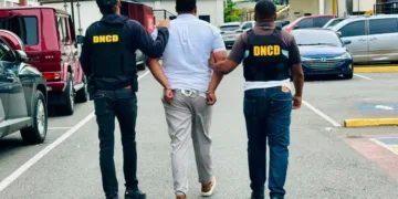 Capturan a un hombre con 11 paquetes de presunta marihuana en el Distrito Nacional