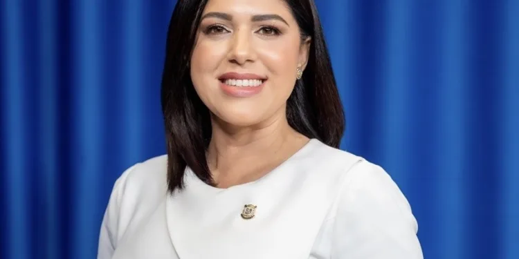 Senadores del PRM eligen a María Mercedes Ortiz como su vocera
