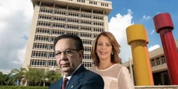 Presidente Abinader confirma a Héctor Valdez Albizu y Clarissa de la Rocha al frente del Banco Central