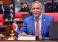 Envían a comisión proyecto de ley del senador Franklin Romero que busca nombrar pista de atletismo de SFM con el nombre de César Nazario Ramos