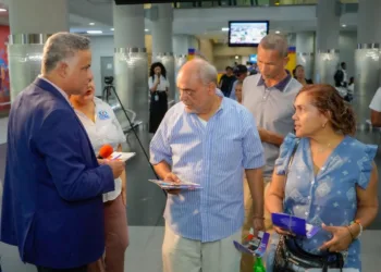 Cámara de Cuentas lleva la transparencia al Metro de Santo Domingo con jornada de acercamiento ciudadano