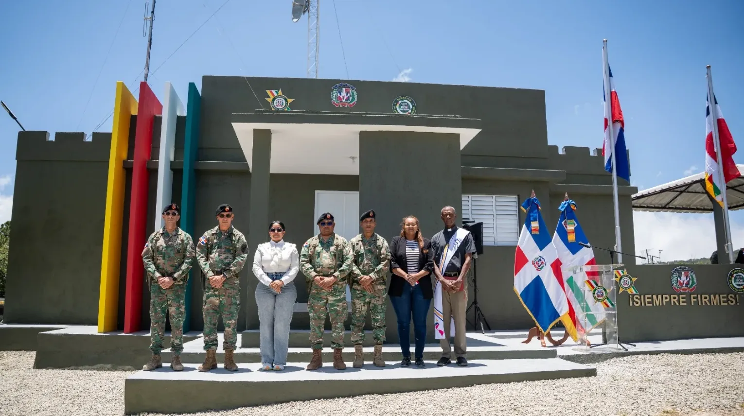 Ejército entrega remozado el emblemático puesto militar Pirámide 204 en la Sierra de Neyba